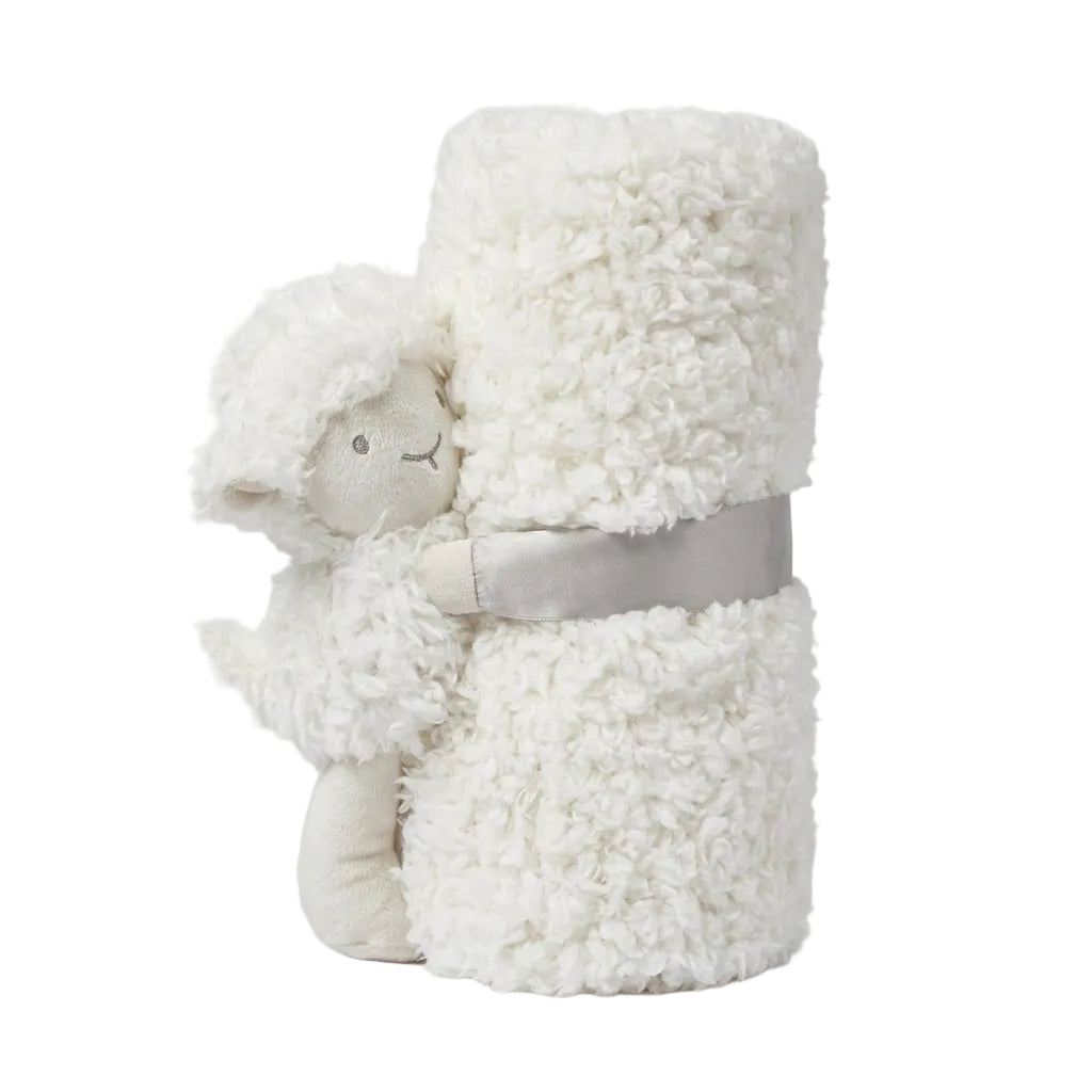Wit teddy knuffeldeken van 100×75 cm met schattig schaap; superzacht en ideaal voor baby’s en peuters.